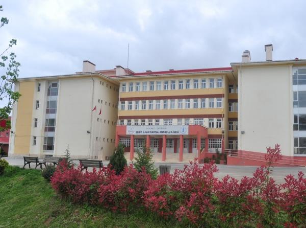Şehit İlhan Kartal Anadolu Lisesi Fotoğrafı